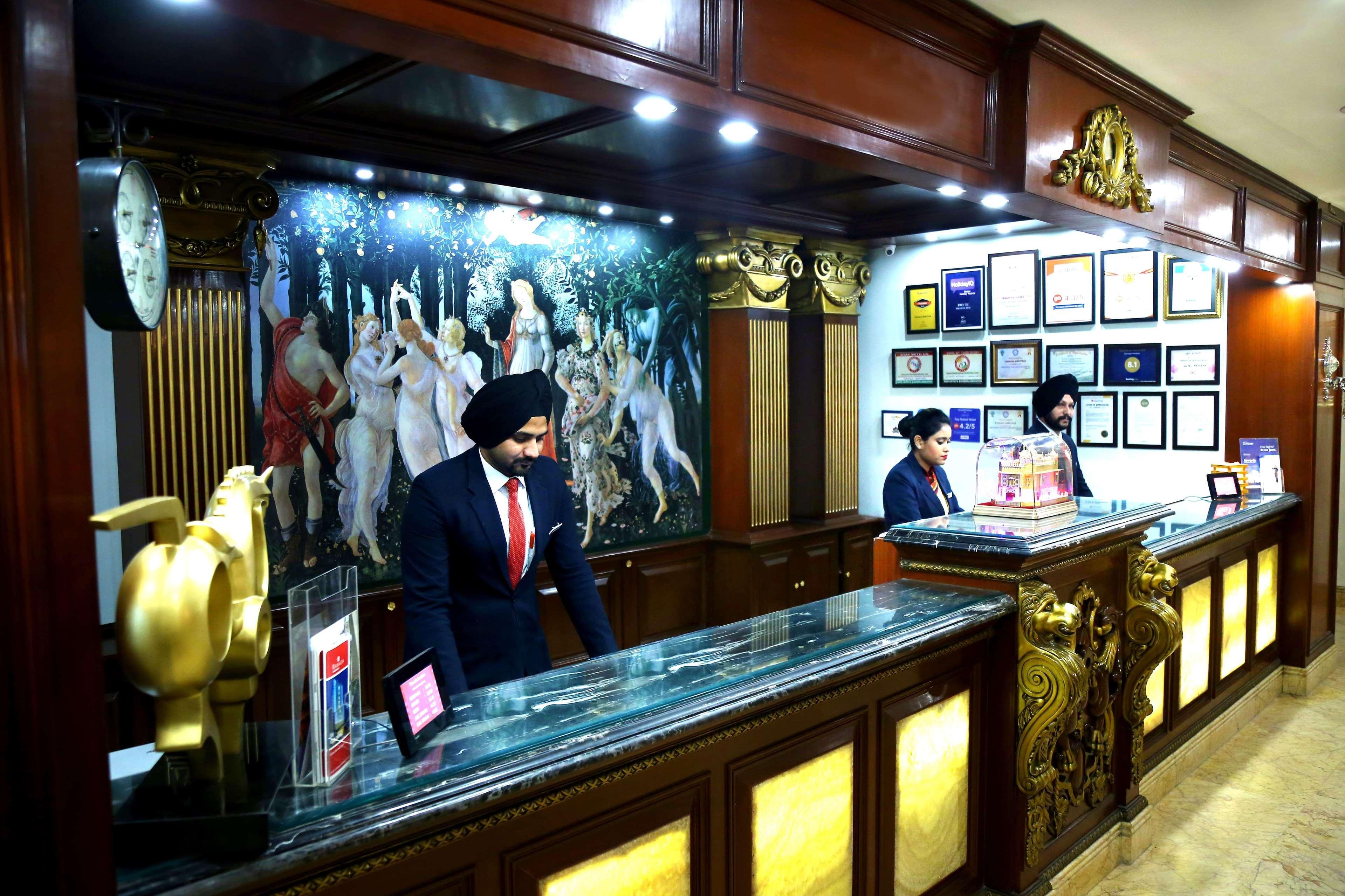 Ramada By Wyndham Amritsar Hotel Exterior photo